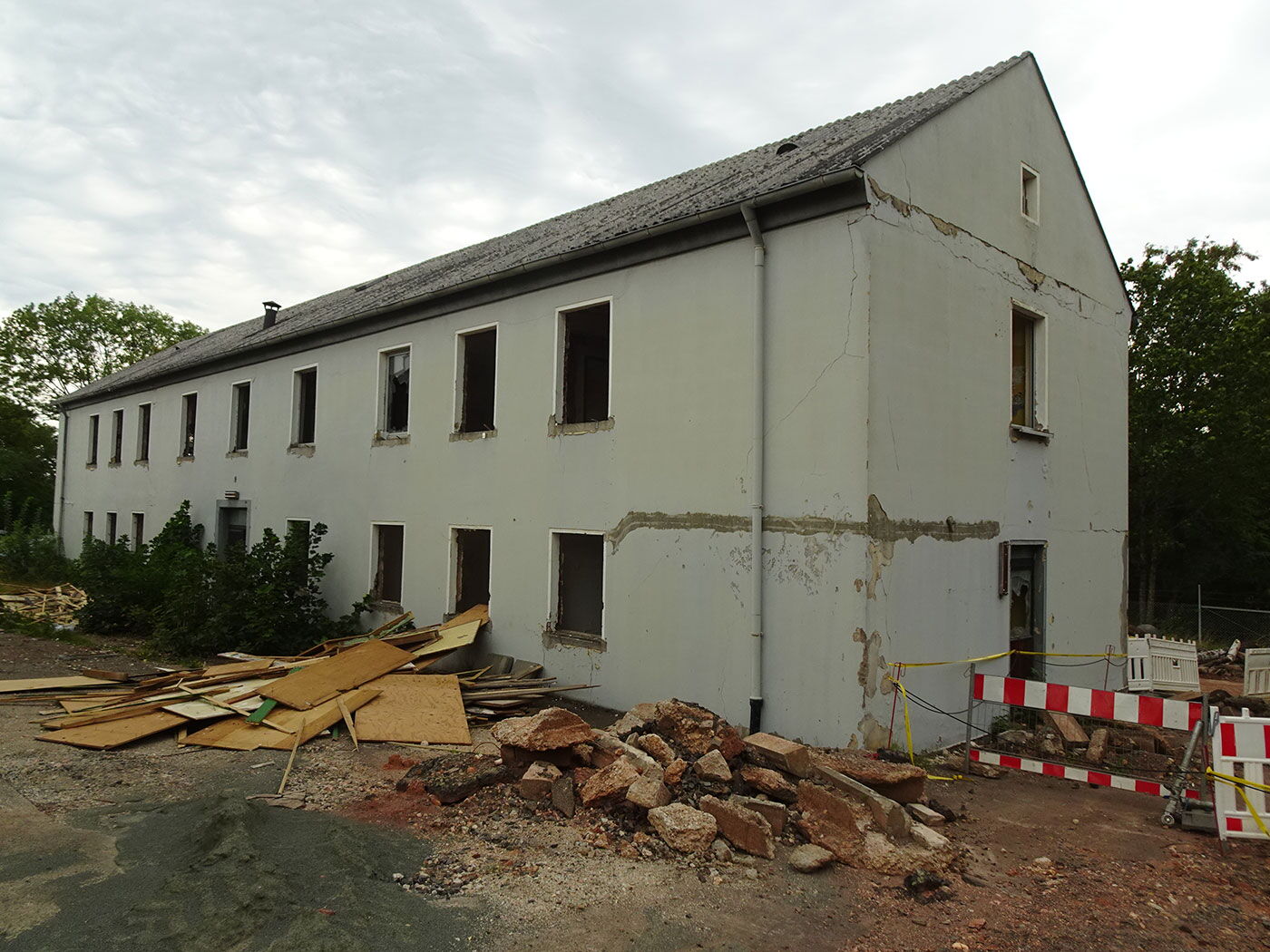 Gebäudeabriss.jpg